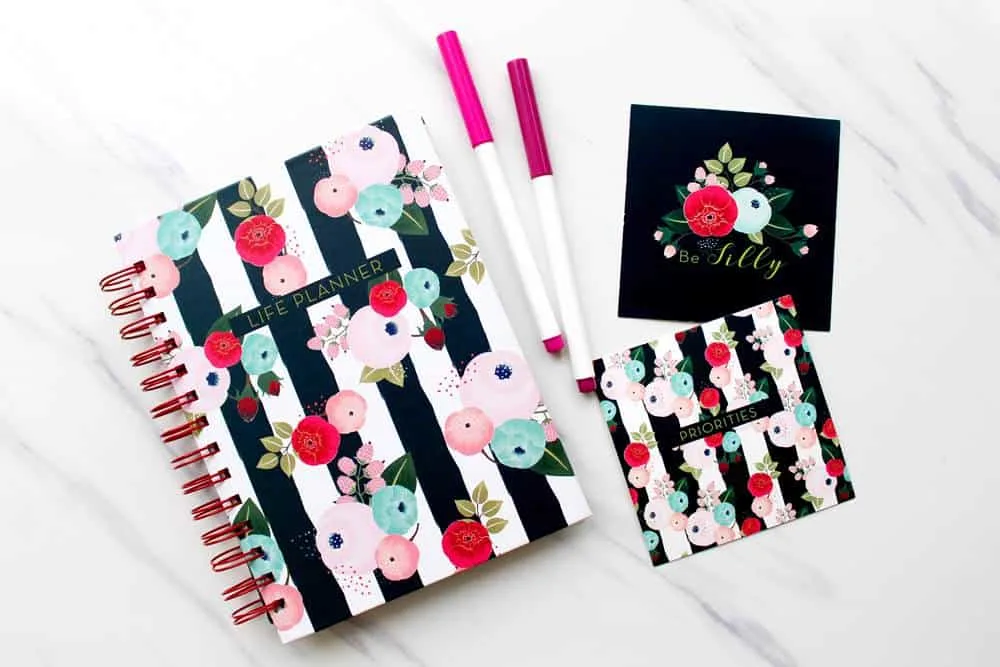 Wondering what to put in your bullet journal? Check out bujo page ideas here.